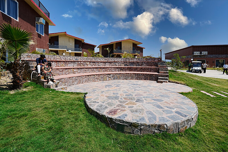 Resort in Ramnagar